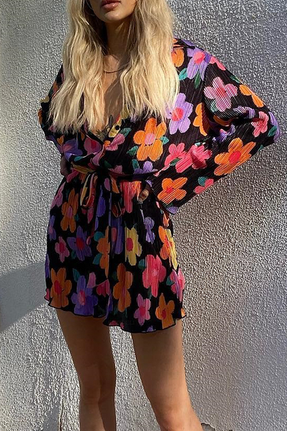 Vestido camisero informal con cuello vuelto y estampado de patchwork