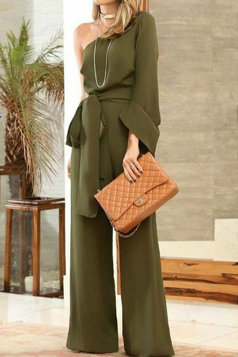 Monos rectos de un solo hombro de moda