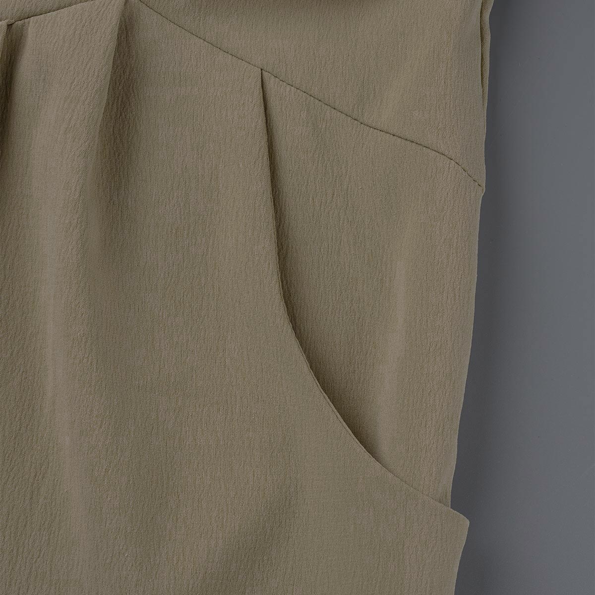 Mono informal holgado con cuello cuadrado y bolsillos (13 colores)