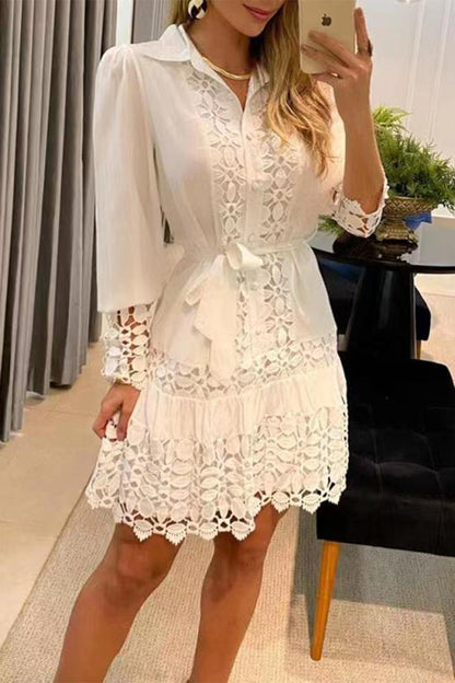 Vestidos elegantes con cuello camisero en contraste sólido