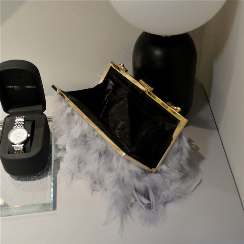 Daily Party Patchwork Feathers Chains Pearl Bags(3 Colors)