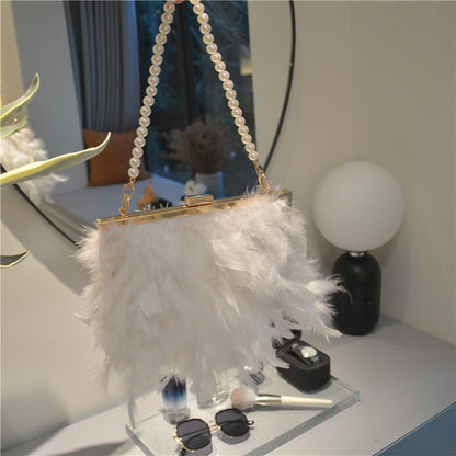 Bolsos de fiesta diarios con plumas, cadenas y perlas