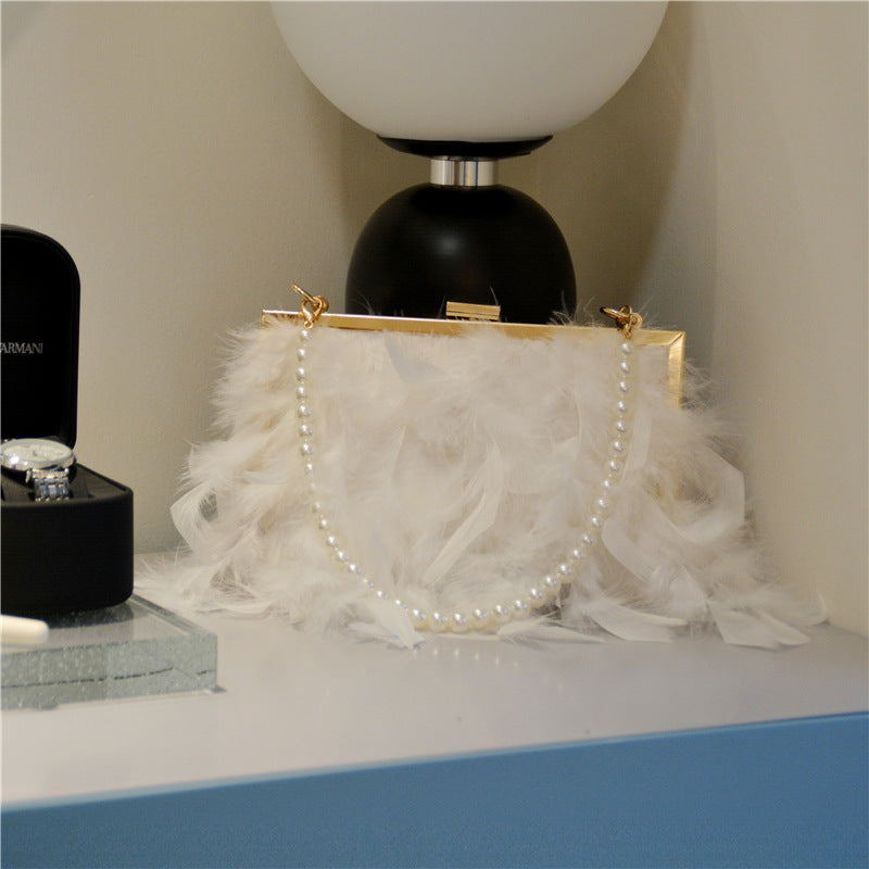 Bolsos de fiesta diarios con plumas, cadenas y perlas