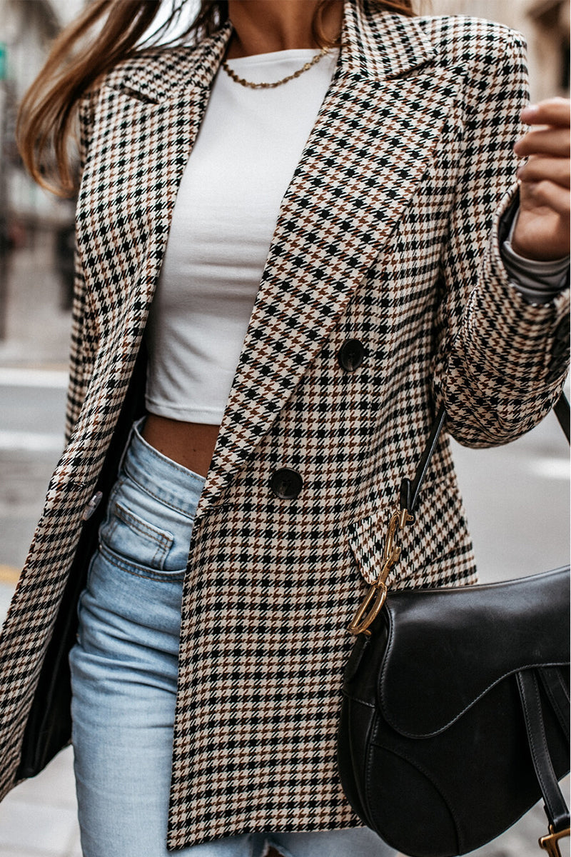 Prendas de abrigo con cuello vuelto y estampado a cuadros elegantes para trabajar