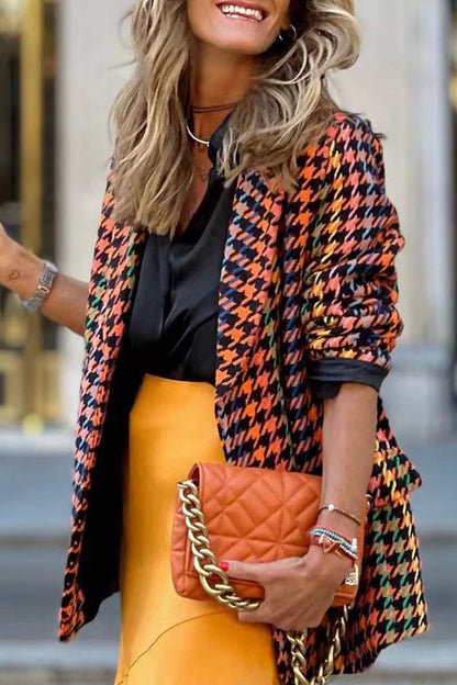 Prendas de abrigo con cuello vuelto, diseño de patchwork y cuadros escoceses