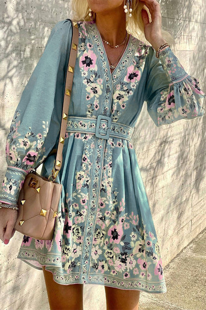 Vestidos bohemios elegantes con estampado y escote en V en forma de A