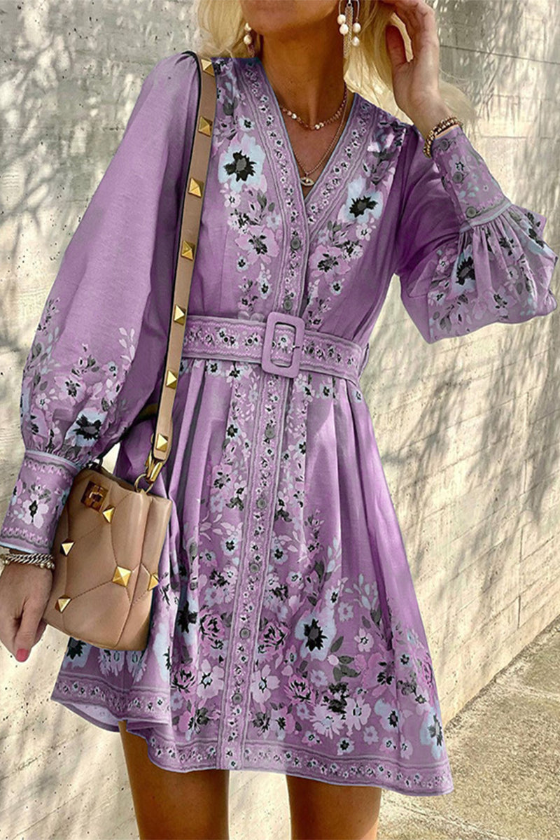 Vestidos bohemios elegantes con estampado y escote en V en forma de A