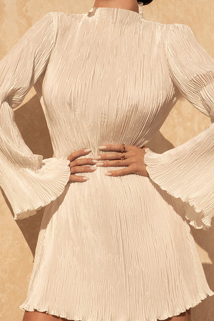 Vestidos casuales lisos de patchwork con pliegues y cuello redondo rectos