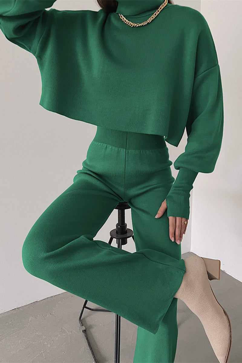 Conjunto de dos piezas informal de cuello alto, manga larga y color liso