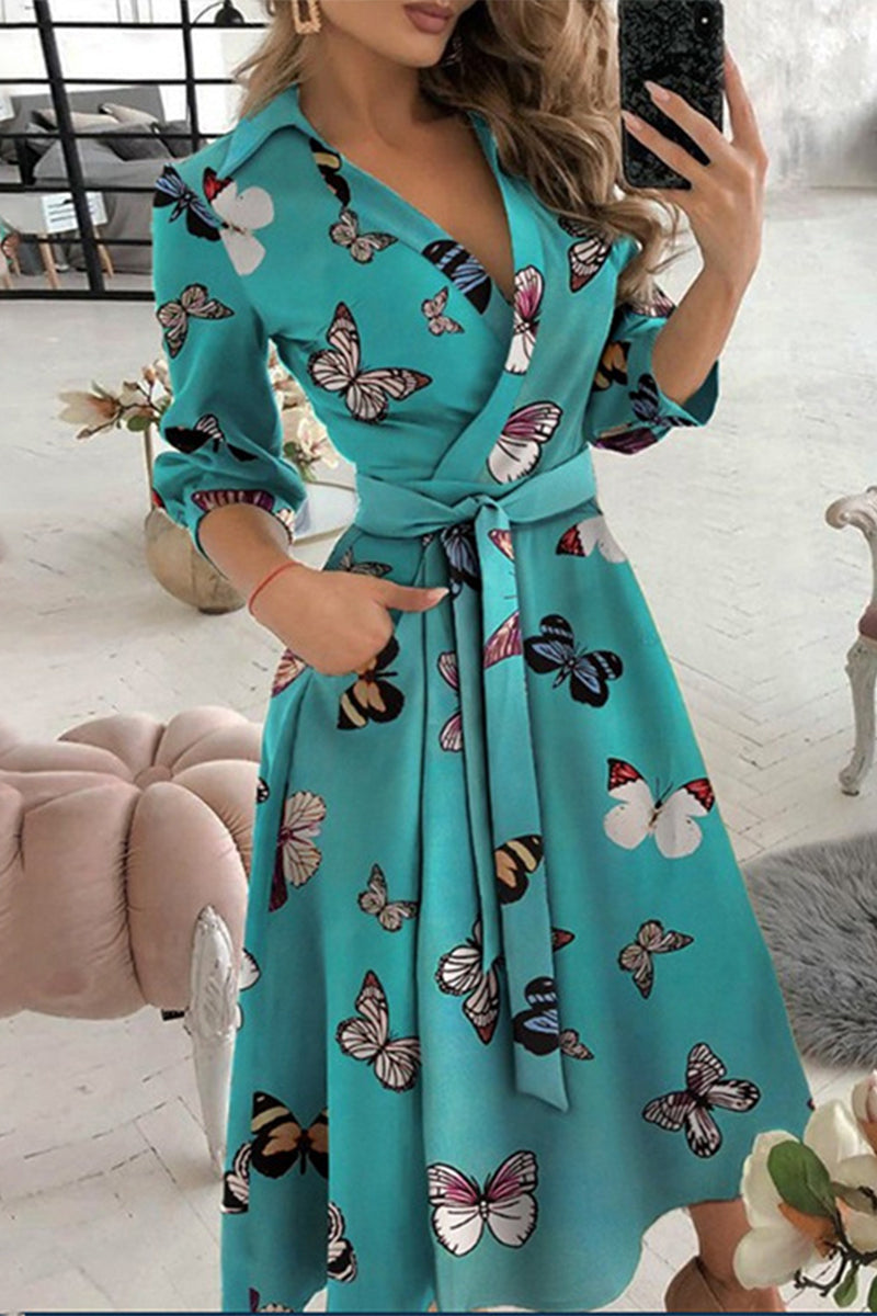 Vestidos elegantes de corte A con cuello vuelto y estampados