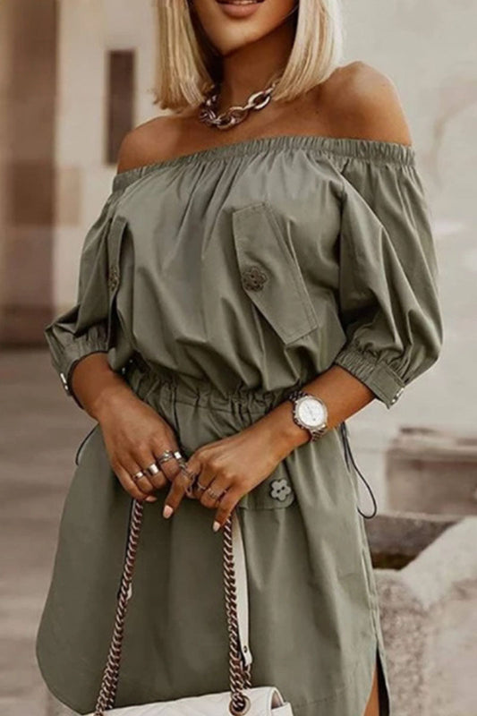 Vestidos de corte A con hombros descubiertos y cordón ajustable de Simplicity Solid