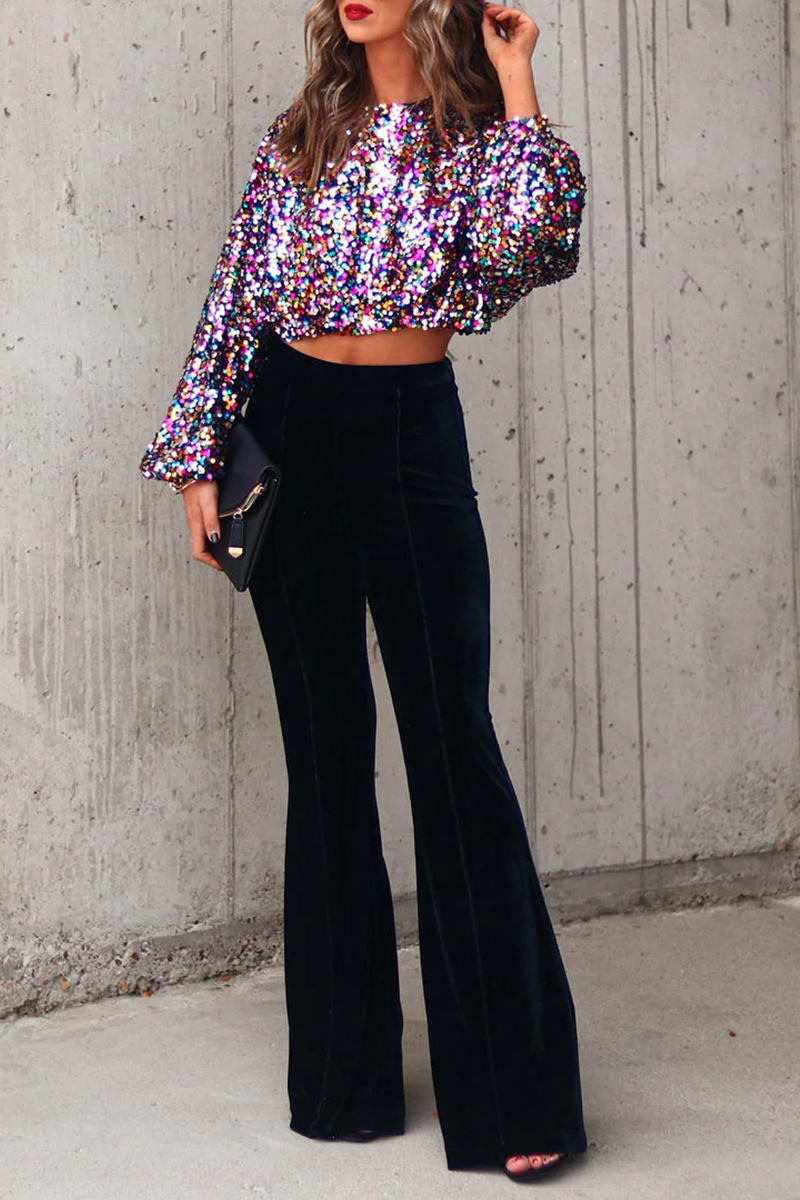Tops de cuello redondo con lentejuelas y patchwork callejero