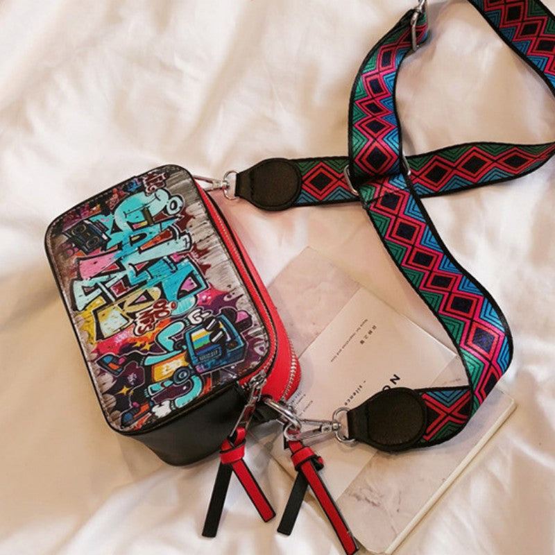 Bolsos casuales con parches de grafiti