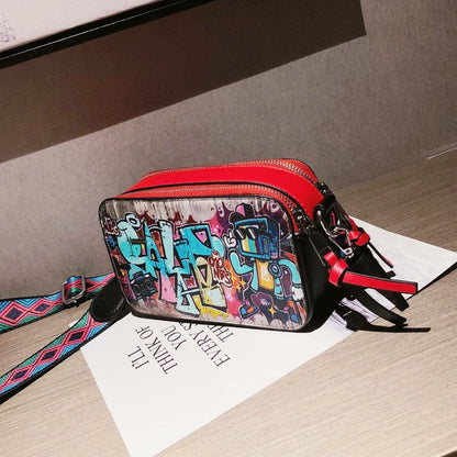 Bolsos casuales con parches de grafiti