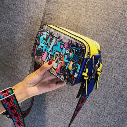 Bolsos casuales con parches de grafiti
