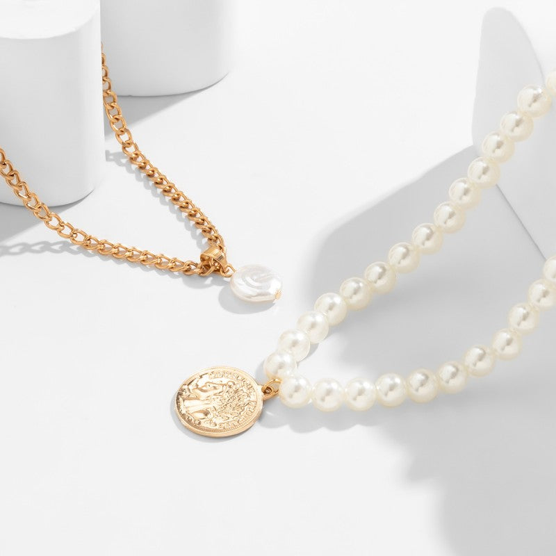 Collares de perlas con patchwork geométrico informal