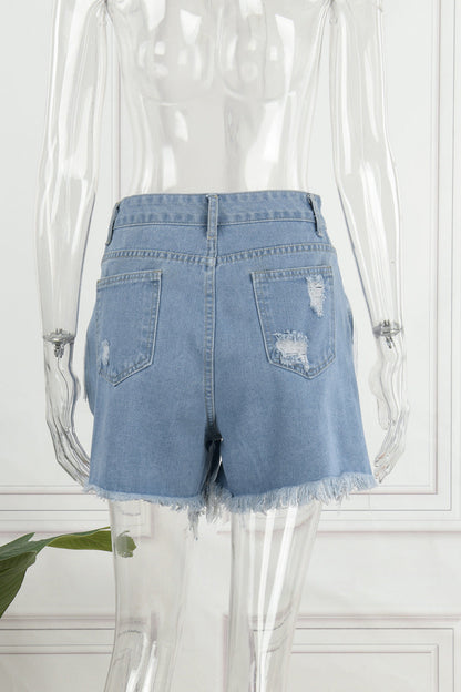 Shorts vaqueros rectos, rasgados y con borlas lisas de estilo informal y sencillo