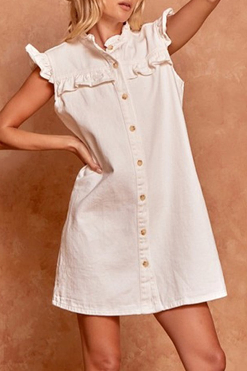 Vestidos vaqueros rectos de manga corta con cuello de hoja de loto y hebilla antigua de estilo informal y diario.