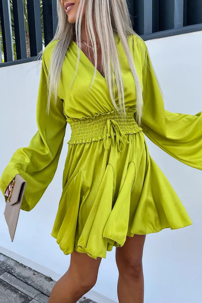 Vestidos casuales de vacaciones con cuello en V y frenillo liso en forma de A