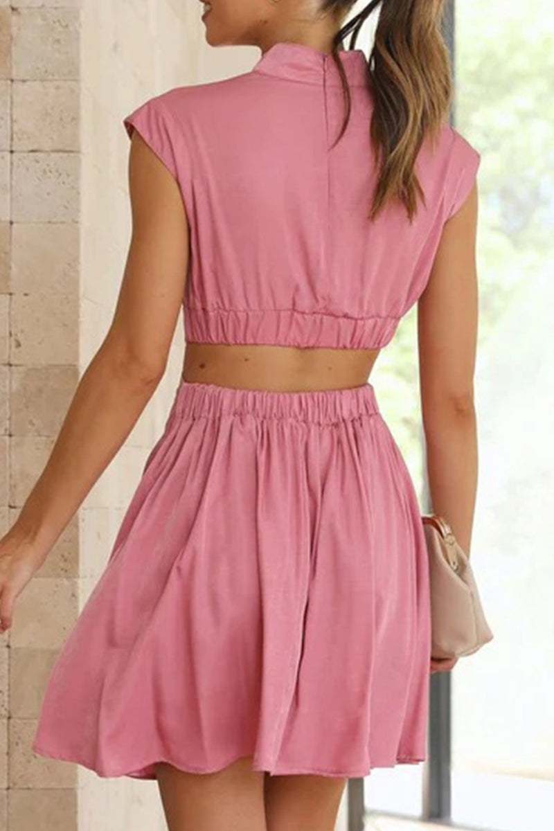 Vestidos elegantes y dulces con falda de cintura alta, cuello mandarín y rasgados.