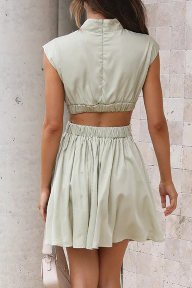 Vestidos elegantes y dulces con falda de cintura alta, cuello mandarín y rasgados.