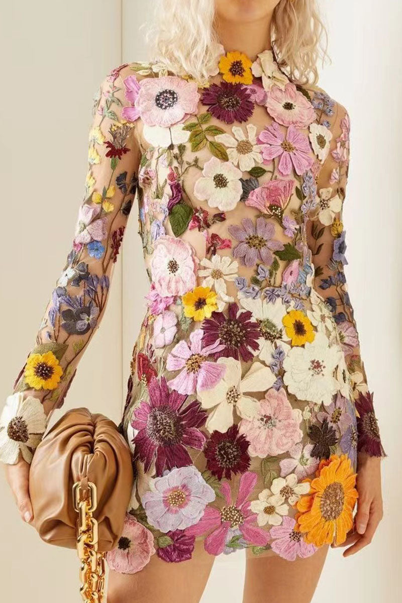 Vestidos de falda de un solo paso con cuello alto y apliques de patchwork dulces