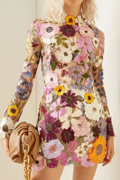 Vestidos de falda de un solo paso con cuello alto y apliques de patchwork dulces