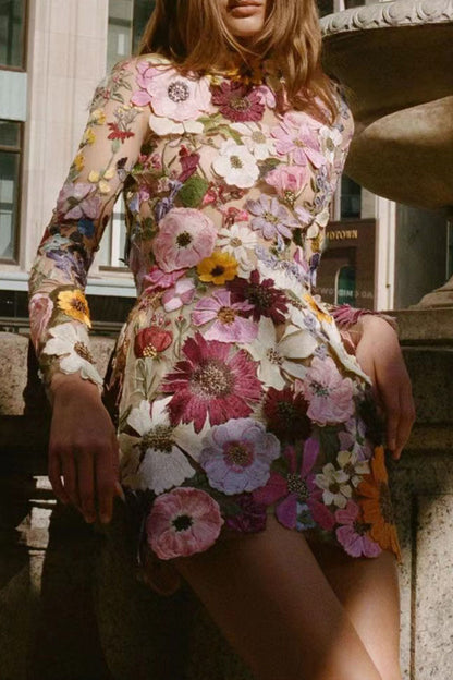Vestidos de falda de un solo paso con cuello alto y apliques de patchwork dulces