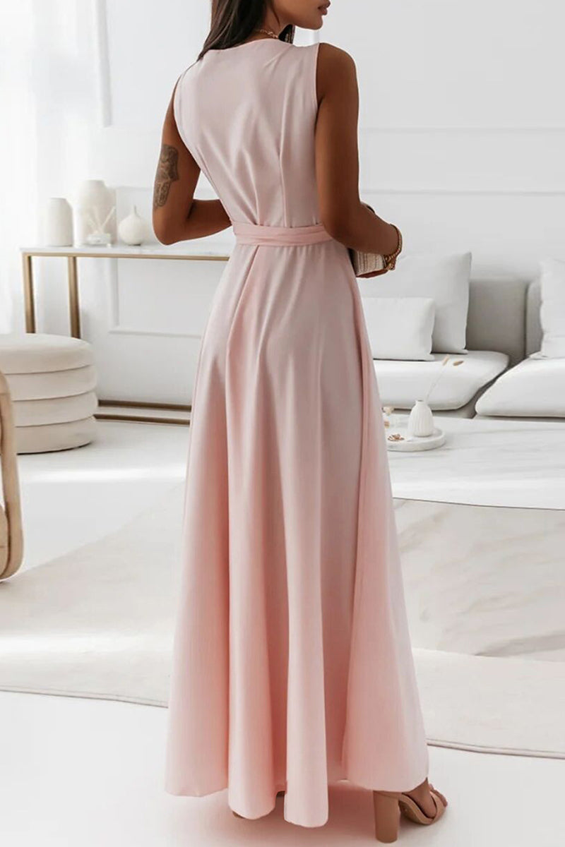 Vestidos de noche elegantes de celebridades con escote en V y cinturón liso.