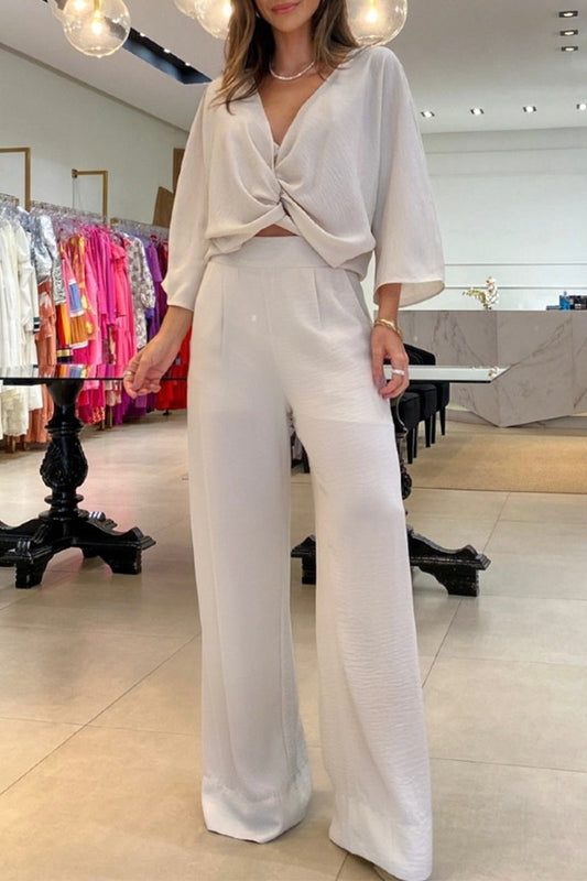 Conjunto de dos piezas tres cuartos con escote en V y frenillo liso de estilo informal y sencillo