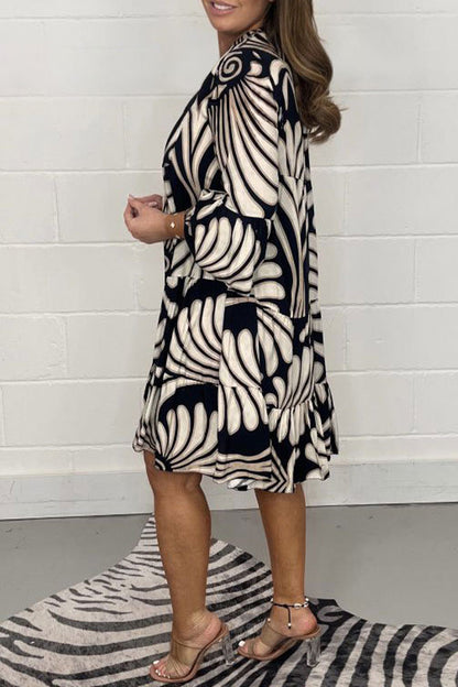 Vestidos casuales de línea A con cuello en V y estampado de rayas y patchwork