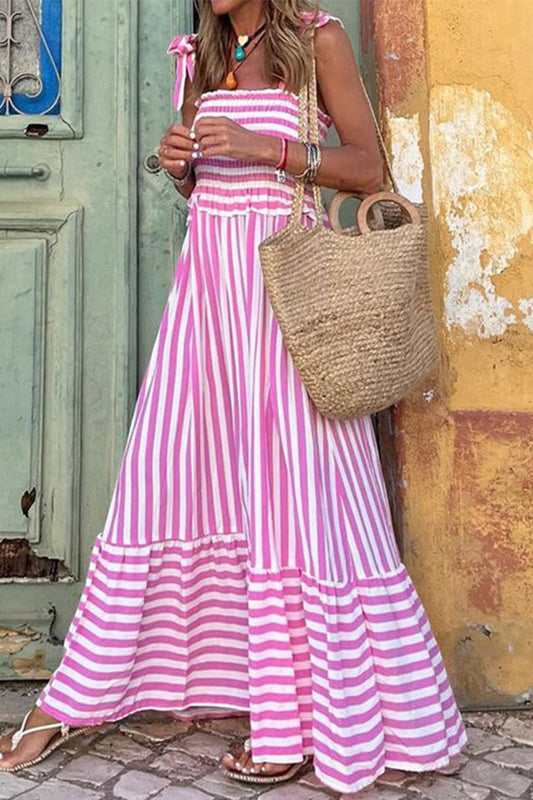 Vestido informal de rayas con cuello cuadrado y patchwork