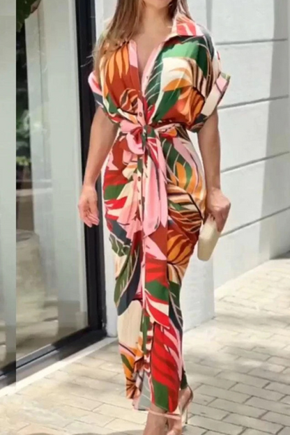 Vestido camisero con cuello vuelto y estampado de patchwork de moda