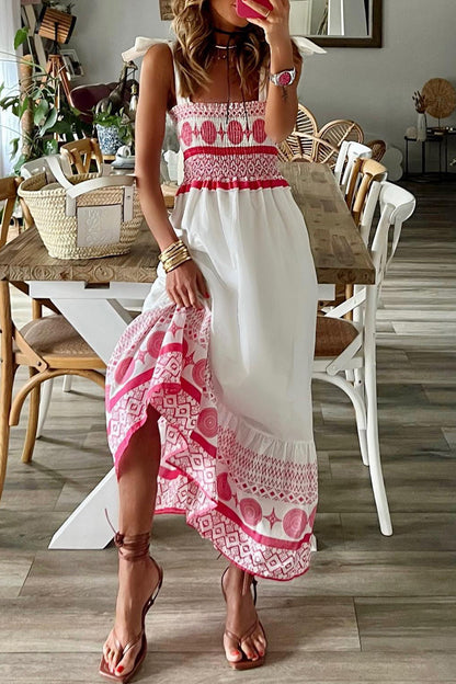Vestido informal de tirantes con cuello cuadrado y frenillo con estampado dulce