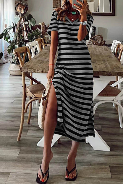 Vestido informal de rayas con cuello en V y manga corta