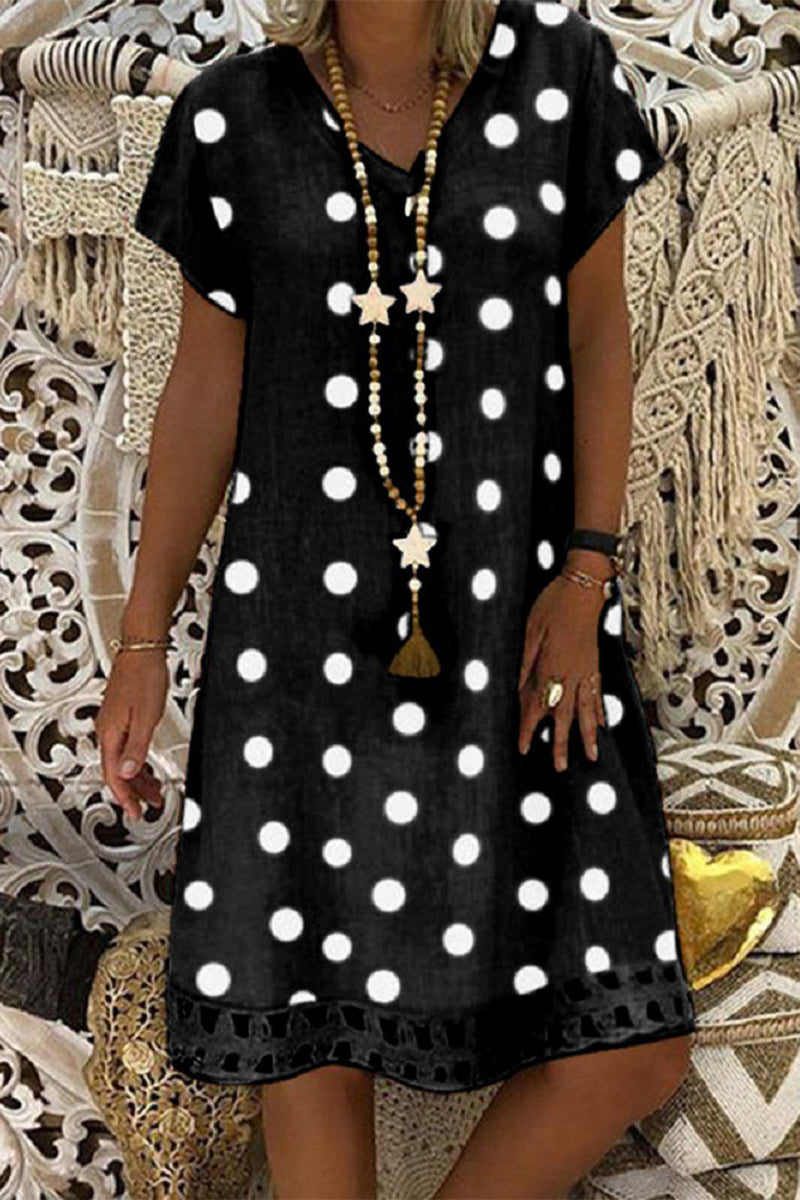 Vestido de verano de lunares calados con cuello en V y manga corta para mujer