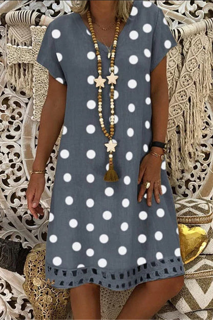 Vestido de verano de lunares calados con cuello en V y manga corta para mujer