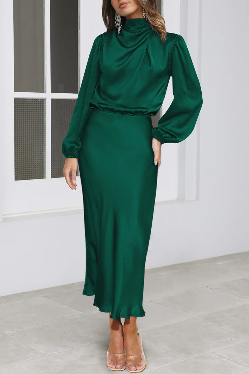 Elegantes vestidos de cuello alto con pliegues sólidos