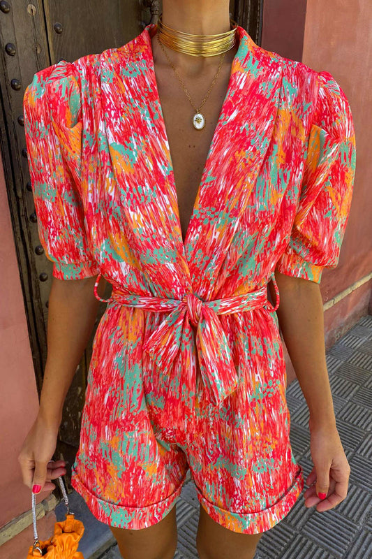 Mono holgado con cuello vuelto y estampado informal