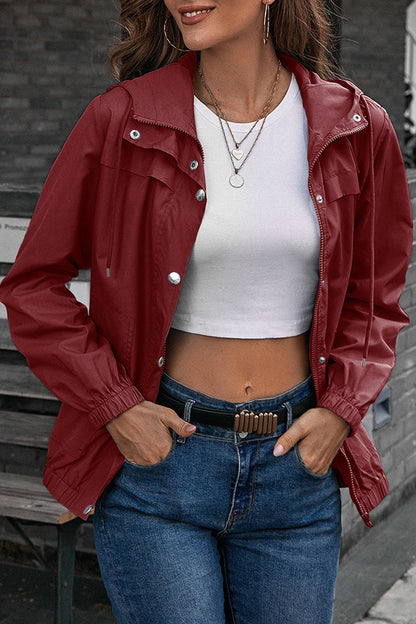 Ropa deportiva informal con capucha y cuello sólido