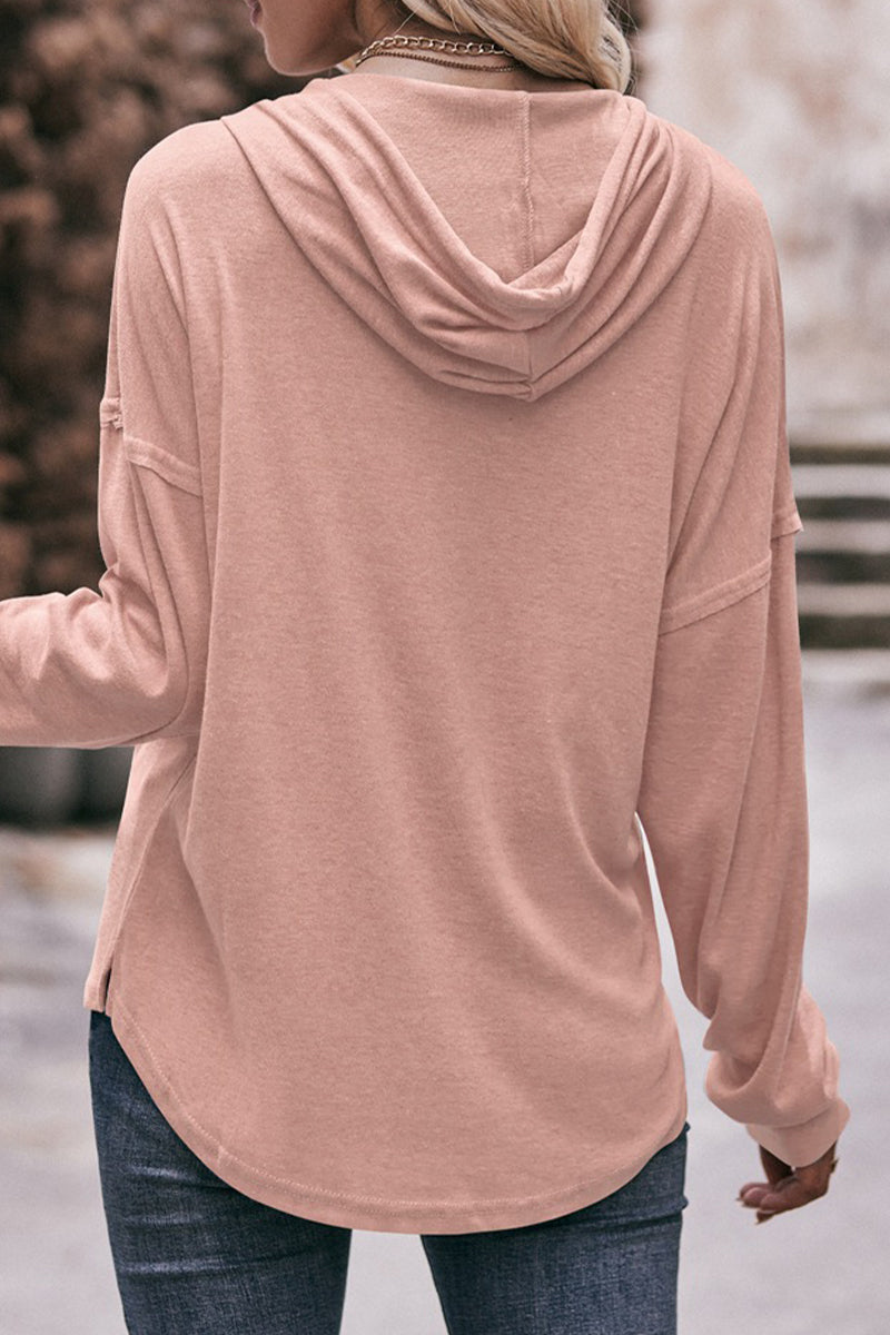 Tops casuales con cuello y capucha y botones sólidos