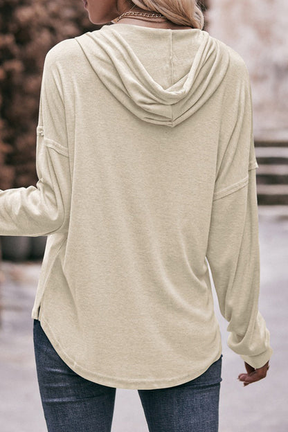 Tops casuales con cuello y capucha y botones sólidos