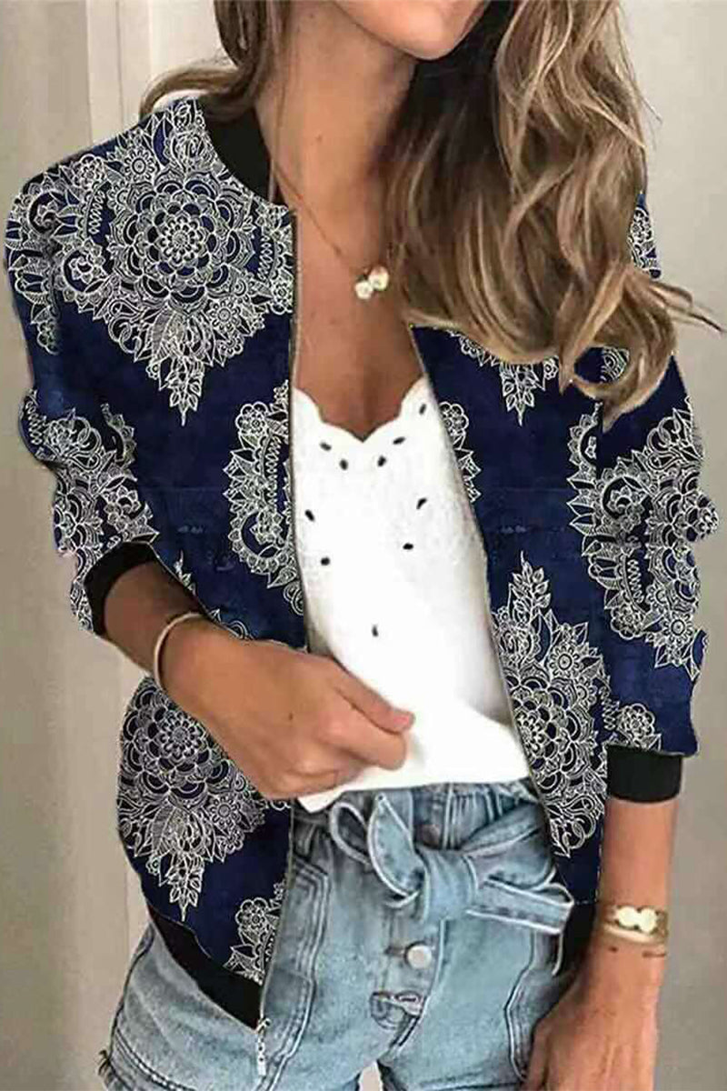 Prendas de abrigo informales con cuello redondo y estampado de patchwork