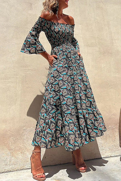 Vestido irregular con hombros descubiertos y estampado elegante de patchwork
