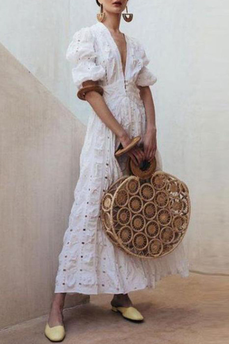 Elegante vestido de encaje liso con escote en V y falda de cintura alta