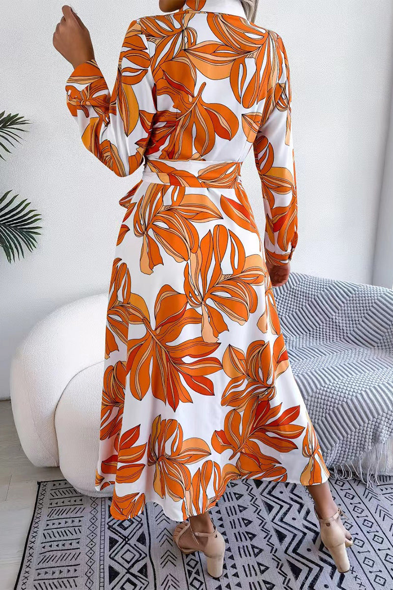 Elegantes vestidos de línea A con cuello vuelto y patchwork floral
