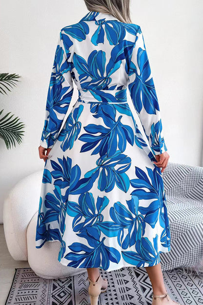 Elegantes vestidos de línea A con cuello vuelto y patchwork floral