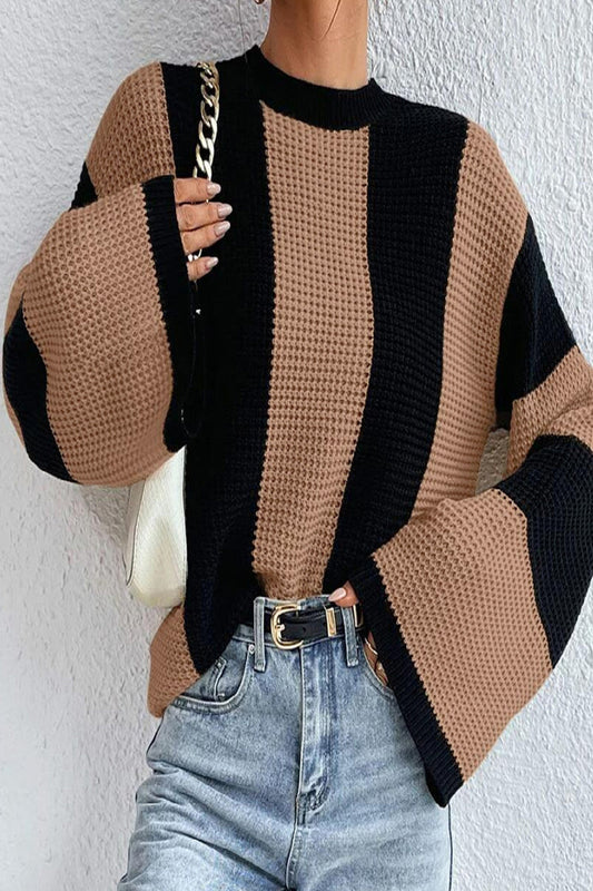 Tops casuales de rayas con cuello redondo en contraste