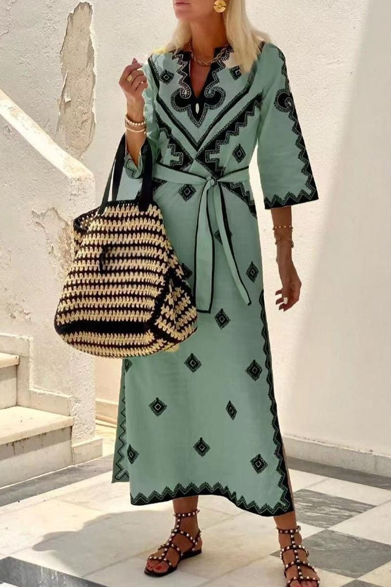 Vestido bohemio elegante con estampado geométrico y cinturón, escote en V, corte A (4 colores)