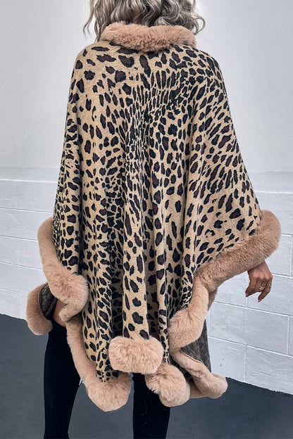 Prendas de abrigo elegantes de calle con estampado de leopardo y patchwork